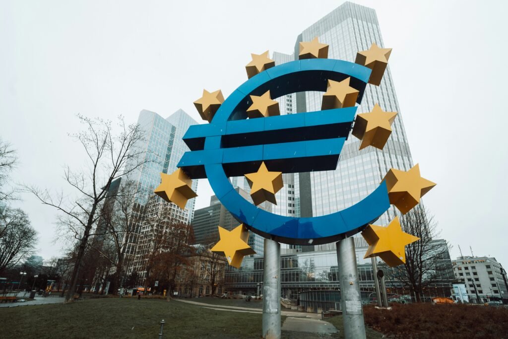 European shares outperform amid investor optimism